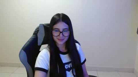 Sahaliefox  online show from 25, 11, 2025