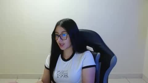 Sahaliefox  online show from 13, 5, 2026