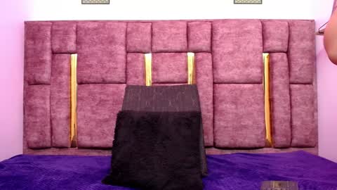 Snapshot of sahory_art chatting on 16, 12, 2025 sara online show from 16, 12, 2025