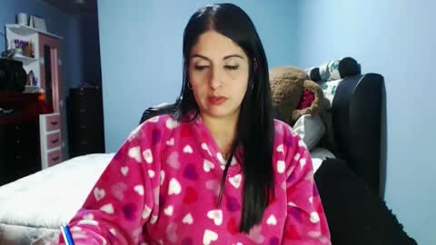 Karina online show from 17, 4, 2026