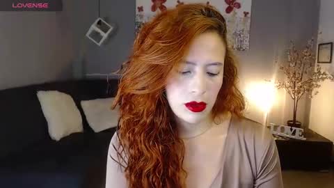 Snapshot of sahra_tayl0r_ chatting on 9, 1, 2025 SARA online show from 9, 1, 2025