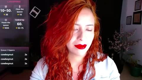 Snapshot of sahra_tayl0r_ chatting on 4, 2, 2025 SARA online show from 4, 2, 2025