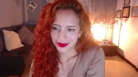 Snapshot of sahra_tayl0r_ chatting on 2, 3, 2025 SARA online show from 2, 3, 2025