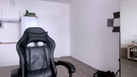 Sofia online show from 22, 2, 2025