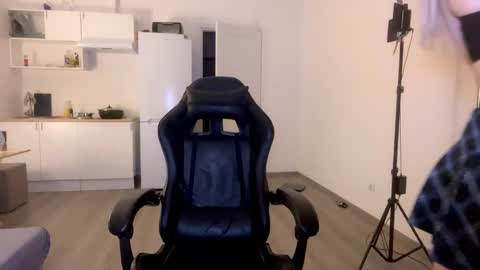 Sofia online show from 10, 3, 2025