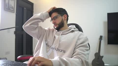 saimon  online show from 17, 4, 2026