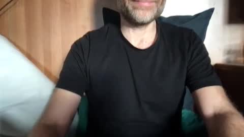 Snapshot of saint009 chatting on 28, 12, 2024 saint009 online show from 28, 12, 2024