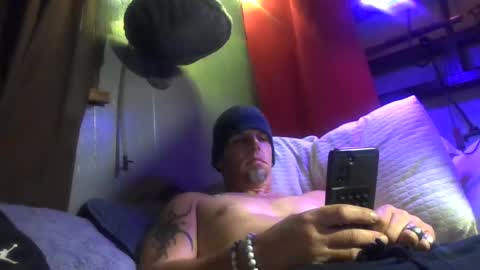 Snapshot of saintchriss chatting on 22, 10, 2025 saintchriss online show from 22, 10, 2025