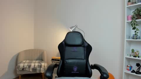 Sakura Harper online show from 25, 10, 2025