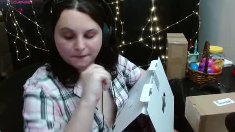 salacious_bunny online show from 4, 4, 2026