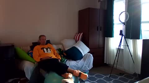 salis1981 online show from 2, 3, 2025