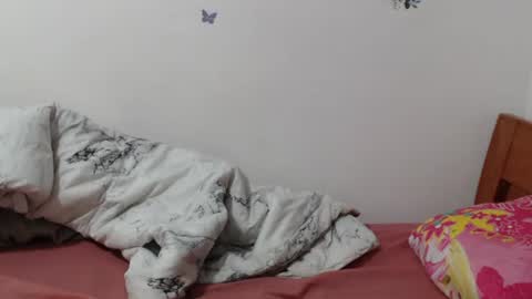 Snapshot of sallie_ chatting on 11, 7, 2026 naomi online show from 11, 7, 2026
