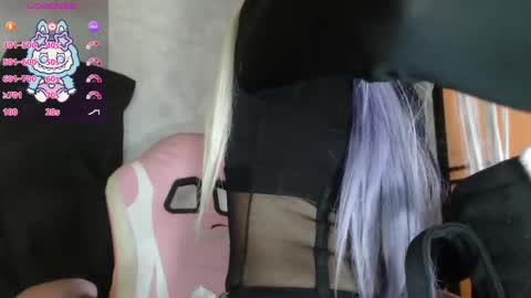 Snapshot of sally23_ chatting on 16, 9, 2025 salloy online show from 16, 9, 2025