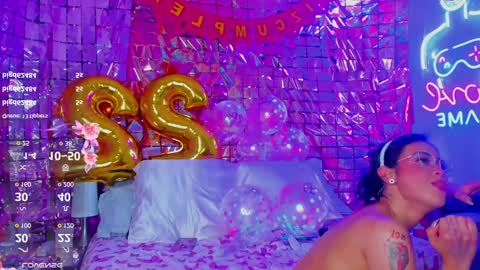 Snapshot of sallybrown_ chatting on 17, 1, 2025 miss Sally online every night from 1am to 8am Colombia time online show from 17, 1, 2025