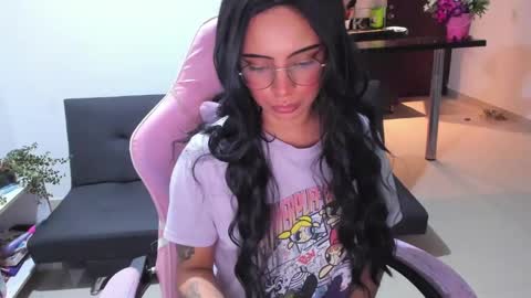 Snapshot of sallymaddoxx chatting on 7, 12, 2024 sallymaddoxx online show from 7, 12, 2024