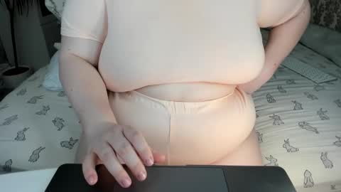 SalmaRoth online show from 23, 2, 2025