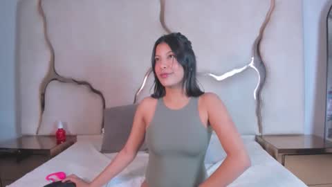 salmaportman_ online show from 4, 5, 2026