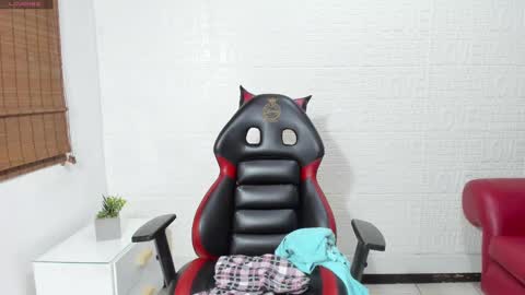 Snapshot of salomee_diazz chatting on 5, 3, 2025 Salomee diazz online show from 5, 3, 2025