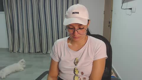 Snapshot of salomesaints chatting on 28, 1, 2025 salome online show from 28, 1, 2025