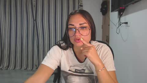 Snapshot of salomesaints chatting on 23, 9, 2025 salome online show from 23, 9, 2025