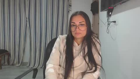 Snapshot of salomesaints chatting on 16, 10, 2025 salome online show from 16, 10, 2025