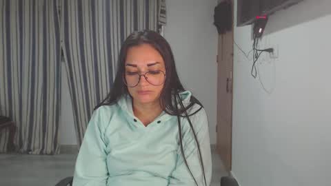Snapshot of salomesaints chatting on 17, 10, 2025 salome online show from 17, 10, 2025