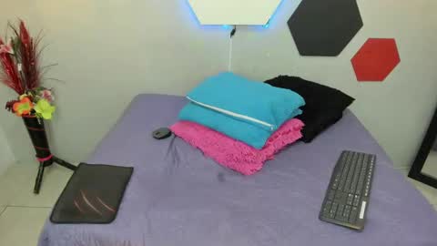 Snapshot of salomeswet chatting on 2, 2, 2025 martina online show from 2, 2, 2025