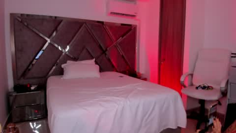 Snapshot of salommecruz01 chatting on 19, 6, 2026 Salomme Cruz online show from 19, 6, 2026