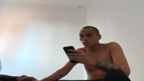 Snapshot of salomon_boy_ chatting on 17, 12, 2025 salomon_boy_ online show from 17, 12, 2025