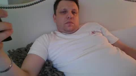 Snapshot of salsbud2022 chatting on 12, 2, 2025 salsbud2022 online show from 12, 2, 2025