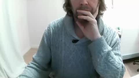 Saltimbanquier  Salt  ou  Banquier  online show from 17, 12, 2024