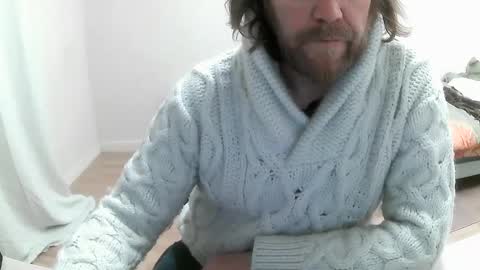 Saltimbanquier  Salt  ou  Banquier  online show from 4, 2, 2025