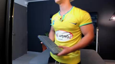 SALVATORE online show from 11, 3, 2025