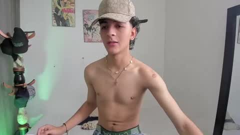 sam__cute online show from 6, 1, 2025