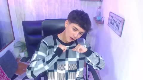 Snapshot of sam_daves chatting on 3, 2, 2025 Sam online show from 3, 2, 2025