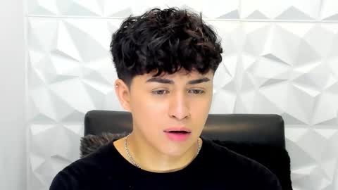 Snapshot of sam_daves_ chatting on 14, 11, 2025 Sam online show from 14, 11, 2025