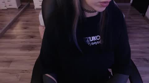 SAM MANSON online show from 17, 10, 2025