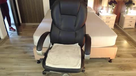 SAM MANSON online show from 23, 2, 2026