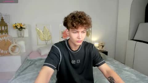 Snapshot of samanie_ chatting on 28, 9, 2025 Sam online show from 28, 9, 2025