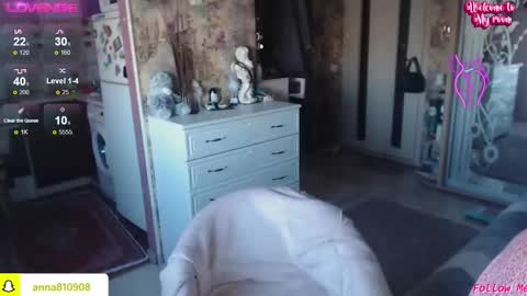 Snapshot of samanta_shy chatting on 31, 10, 2025 Marry online show from 31, 10, 2025