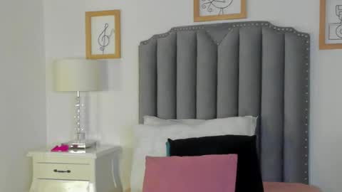  samanta  online show from 27, 1, 2025