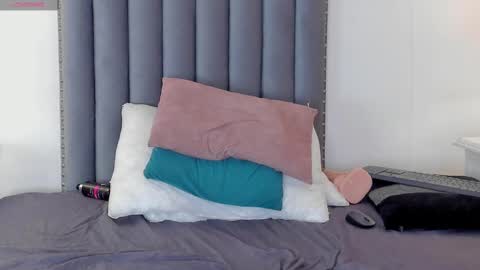  samanta  online show from 27, 2, 2025