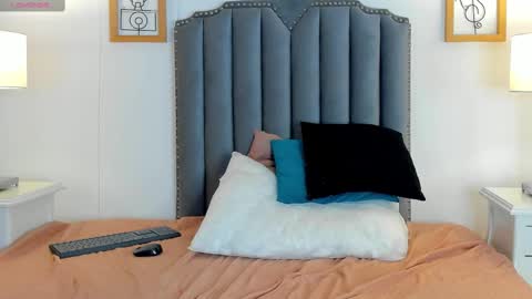  samanta  online show from 28, 2, 2025