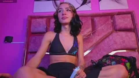Snapshot of samantaa_liov chatting on 5, 5, 2026 samantaa_liov online show from 5, 5, 2026