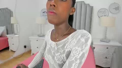 Samanta online show from 4, 11, 2025