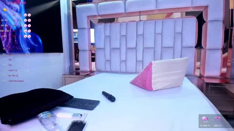 S A M A N T A   online show from 1, 2, 2025