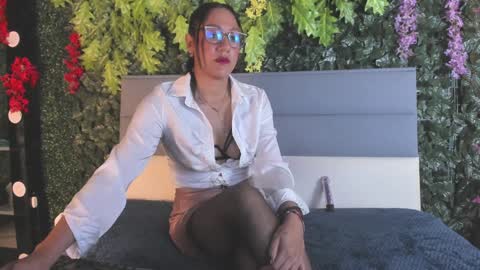 Snapshot of samantha__cooper__ chatting on 15, 1, 2025 Samantha  online show from 15, 1, 2025