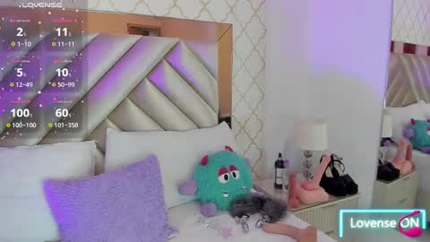 Samantha  online show from 8, 2, 2025