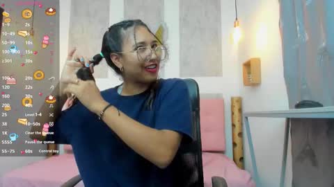    online show from 4, 12, 2025