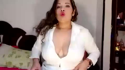 Snapshot of samantha_gomez_xxx chatting on 12, 2, 2025 Samantha Gomez online show from 12, 2, 2025